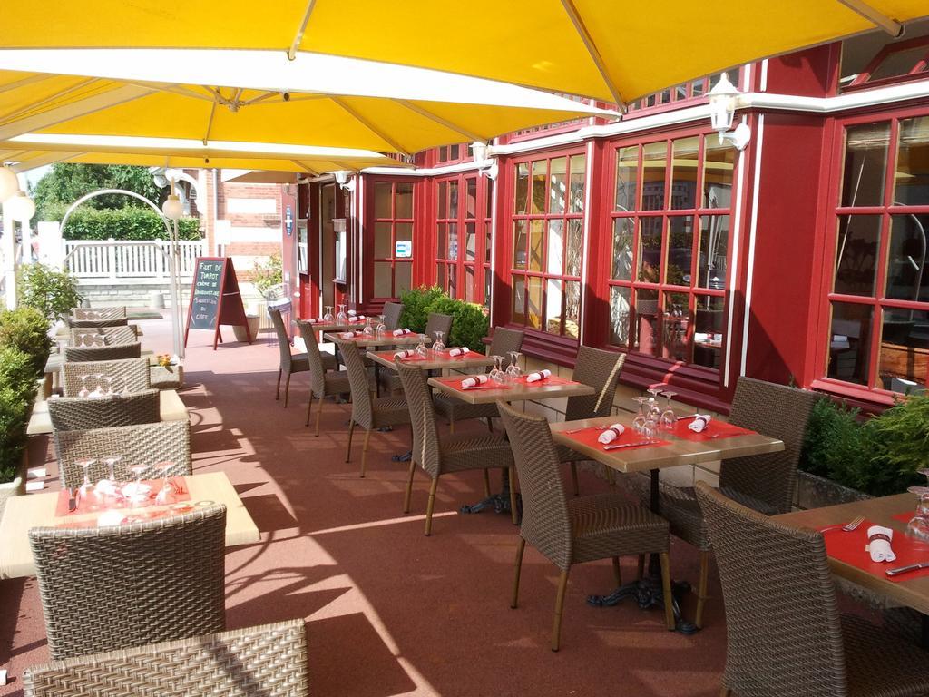 Hotel-Restaurant Le Normandie لوك-سور-مير المظهر الخارجي الصورة